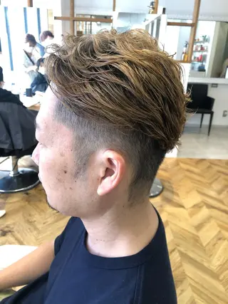 ショート ヤマダ タケトのヘアスタイル