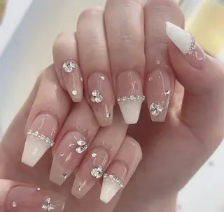 ネイル ☁️Yun nail Rin☁️のネイルデザイン