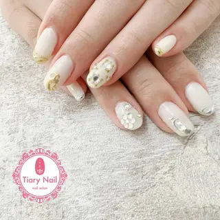 ネイル tiarynail K K🐼のネイルデザイン