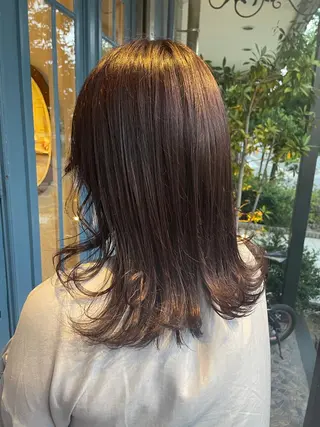 セミロング 齋藤 樹里のヘアスタイル