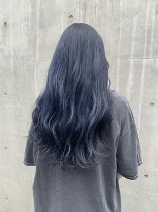 ロング カラー ヘアアレンジ yuka .のヘアスタイル
