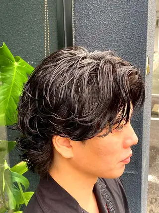 ミディアム パーマ メンズ 谷口 悠生のヘアスタイル