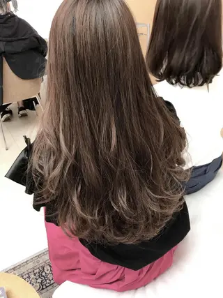 ロング カラー 平田 健一のヘアスタイル
