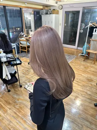 セミロング カラー akane .のヘアスタイル
