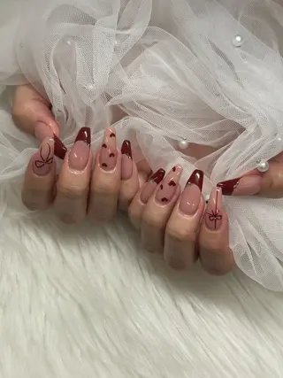 ネイル AOAQUA SHIORIのネイルデザイン