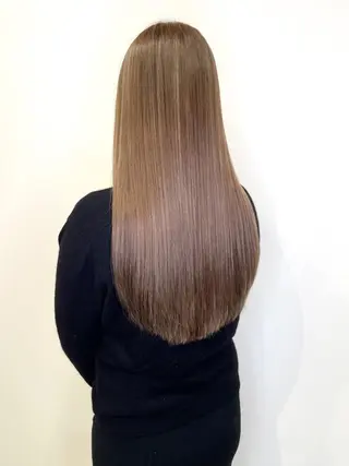 ロング N4C エヌフォーシーのヘアスタイル