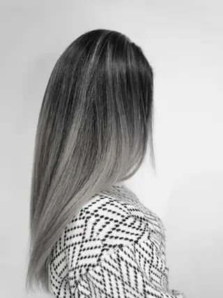 ロング カラー 髪質改善支持率トップ 谷内◎のヘアスタイル