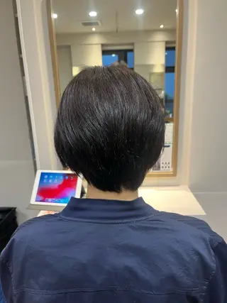 ショート 小鴨 美佳のヘアスタイル