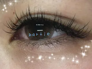 マツエク・マツパ 角田 安のヘアスタイル