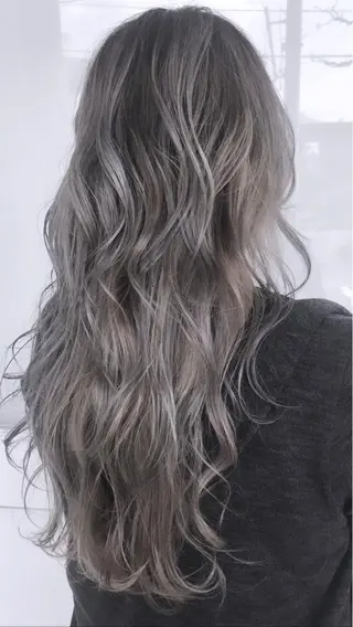 ロング カラー 杉田 健太のヘアスタイル