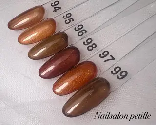 ネイル Nailsalon petille所属・H azのネイルデザイン