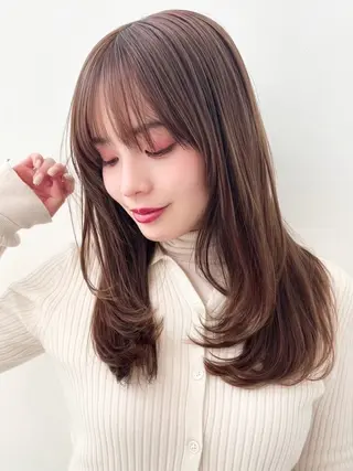 セミロング カラー 高品質な髪質改善 透明感カラー船本のヘアスタイル