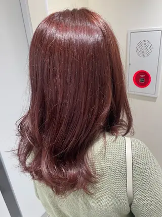 セミロング カラー NaVIユウジ 透明感カラーのヘアスタイル