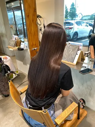 ロング カラー 透明感カラー 天羅のヘアスタイル