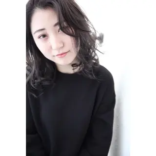 セミロング カラー fio マナミのヘアスタイル