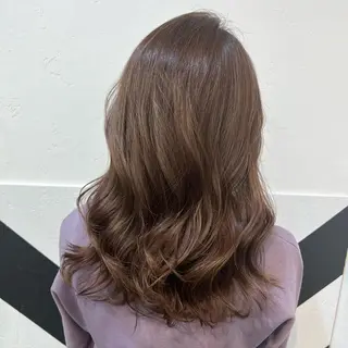 ミディアム カラー 吉野 瑳桜のヘアスタイル