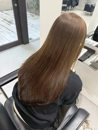 カラー LIMLESS /あやかのヘアスタイル