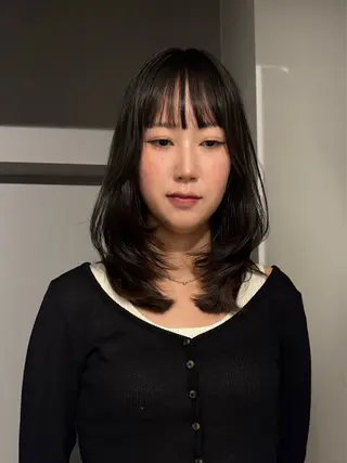 ミディアム カラー ワンカールで盛れる レイヤー🎀Macoのヘアスタイル