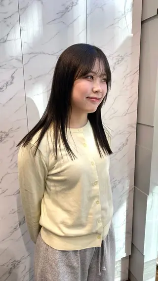 ロング マツザキ マナトのヘアスタイル