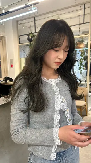 ロング カラー じゅわっと暖色カラー 🍊Moemiのヘアスタイル