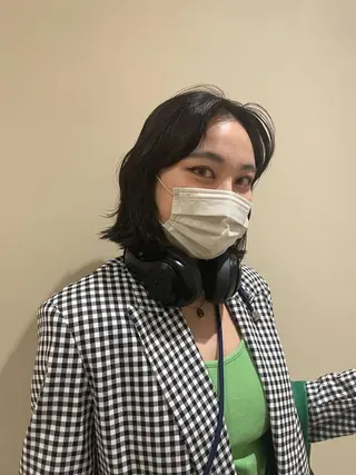 ショート カラー ミルクティー× グレージュMOMOのヘアスタイル