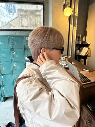 カラー ヘアアレンジ メンズ 派手髪/ハイトーン RIN🩵ྀིのヘアスタイル