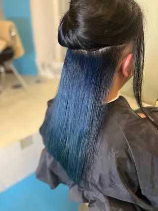 ロング カラー カリプソショコラ美容室所属・YOKO こりんのヘアスタイル