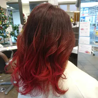 セミロング カラー スマイリーヘアビーチ  のヘアスタイル