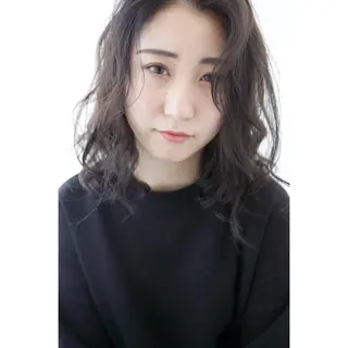 セミロング カラー fio マナミのヘアスタイル