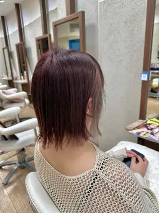 ミディアム カラー 阿部 美咲のヘアスタイル