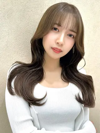 ロング カラー 韓国レイヤーカット 🧸ベージュカラーのヘアスタイル