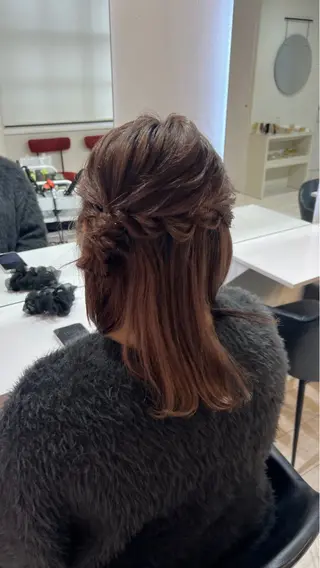 ミディアム Hitomi/ 練習モデル募集中のヘアスタイル