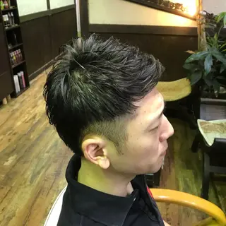 メンズ 🌱透明感カラー☘️ TOYO🌱のヘアスタイル
