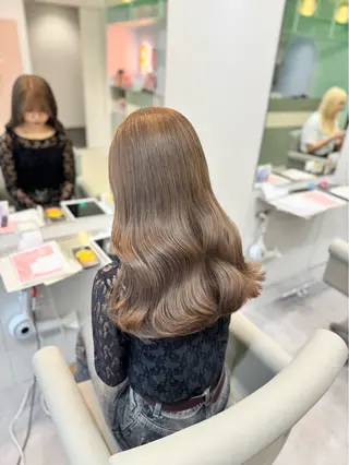 カラー KUREA /ブリーチ・艶髪モテのヘアスタイル