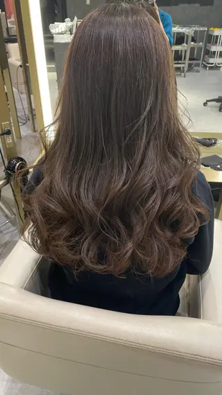 ロング パーマモデル募集🌈 森脇帆南のヘアスタイル