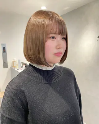 ショート カラー Hatsune 🐯レイヤーカットのヘアスタイル