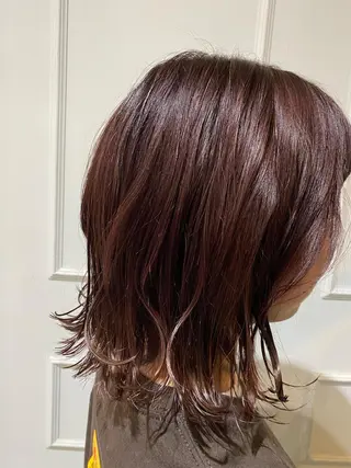 ミディアム カラー 日野 めぐみのヘアスタイル