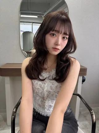 ロング カラー 藤野 結衣のヘアスタイル