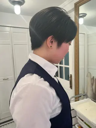 ショート ブリーチカラー🎀 韓国風/寺門美優のヘアスタイル