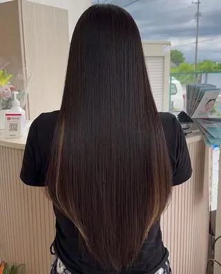 ロング カラー 美髪矯正×レイヤー 松田空優哉のヘアスタイル