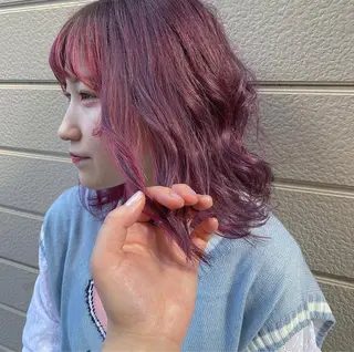 ミディアム ✨️デザインカラー AIRI✨のヘアスタイル