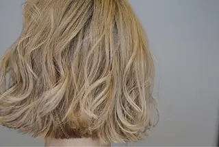 ショート カラー ボブ　ショート 特化 迫田紘史のヘアスタイル