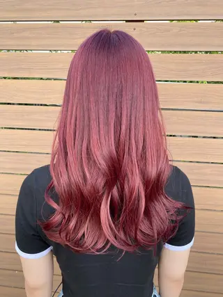 ロング カラー 小坂 麻綾のヘアスタイル