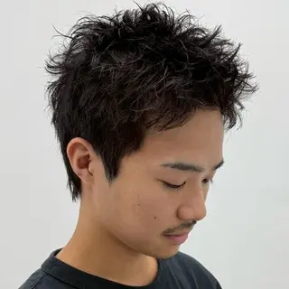 ショート カラー パーマ メンズ 水谷 璃温のヘアスタイル