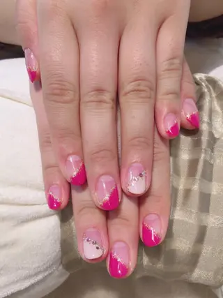 ネイル ビジューバイアクイユ ネイルズ　東中野店のネイルデザイン