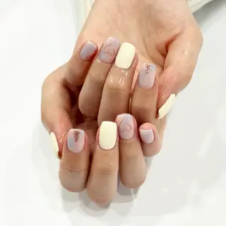 ネイル 深井 聖羅のネイルデザイン