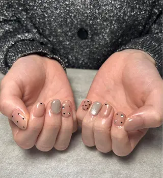 ネイル Brugge a.のネイルデザイン