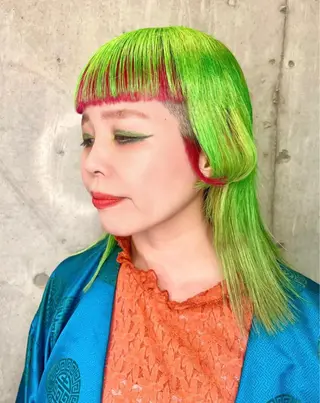 セミロング カラー 派手髪デザインカラー ヒロカのヘアスタイル