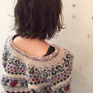 ショート カラー 市川 千夏のヘアスタイル