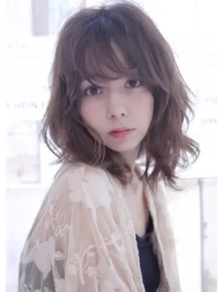 ミディアム カラー パーマ RUKA 美容院×ネイリストのヘアスタイル